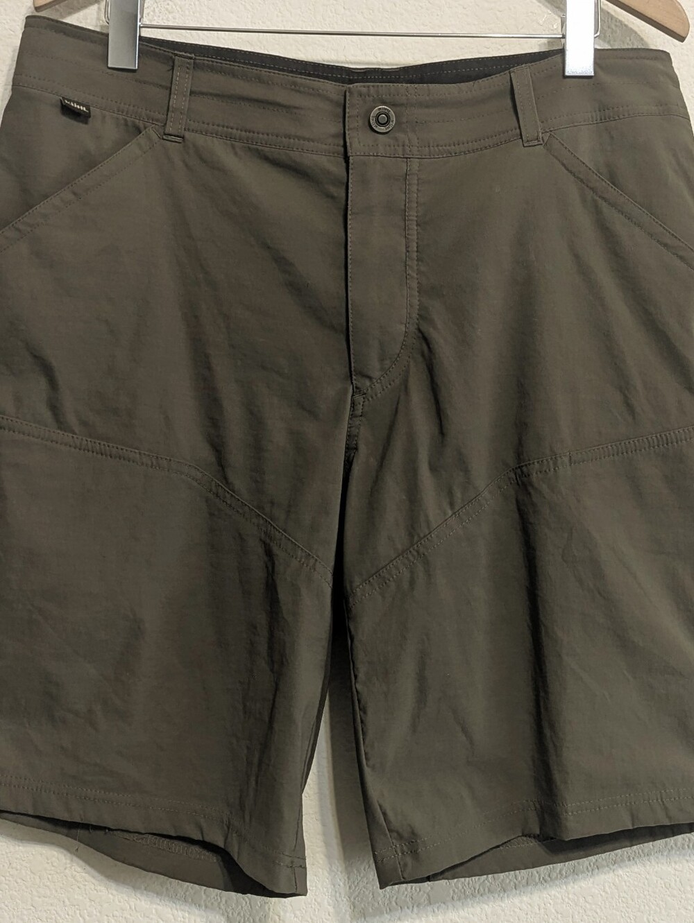 Kuhl Renegade Cargo Shorts Mens 36 Olive Hiking Outdoor Technical 10.5" Inseam